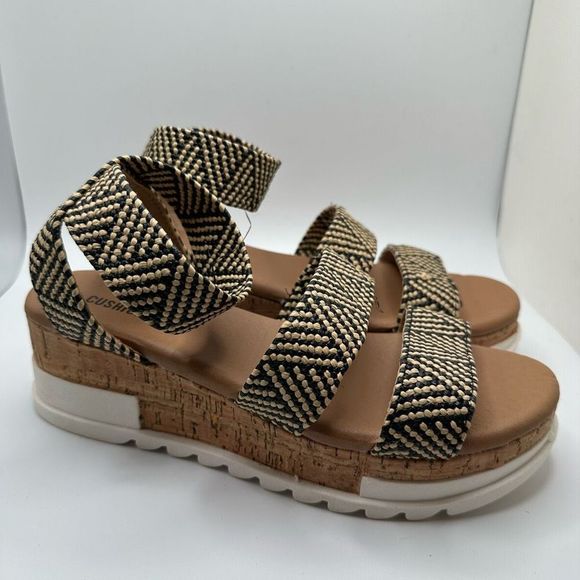 CUSHIONAIRE Women's Cork Wedge Sandal 7.5 RAFFIA - Picture 1 of 7